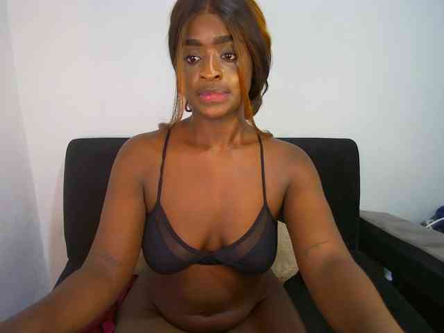 HannahCox19 webcam
