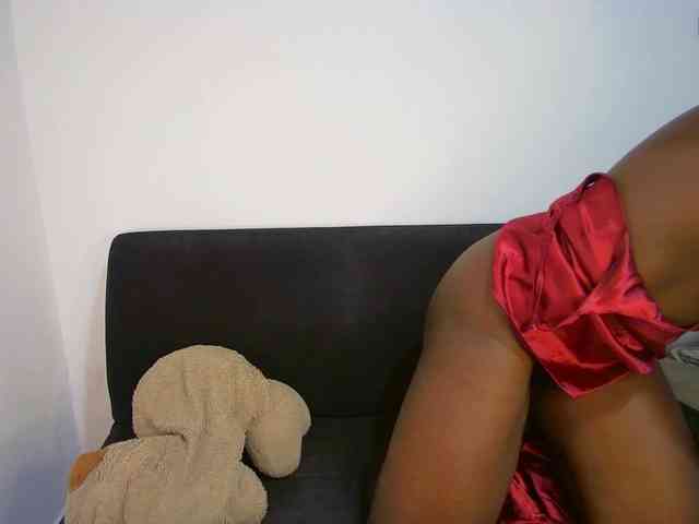 HannahCox19 webcam