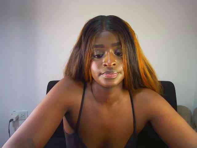 HannahCox19 webcam