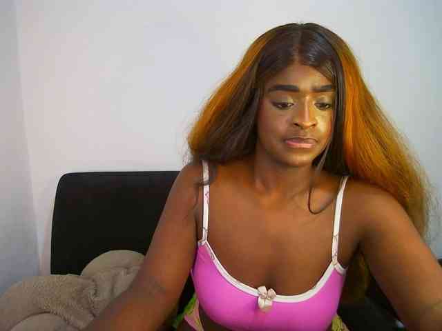 HannahCox19 webcam