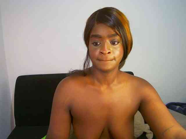 HannahCox19 webcam