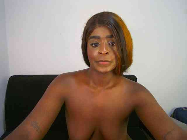 HannahCox19 webcam