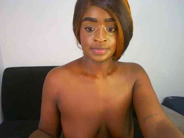 HannahCox19 webcam