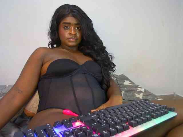 Amara__R1 webcam
