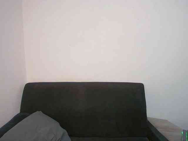 Amara__R1 webcam