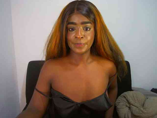 HannahCox19 webcam