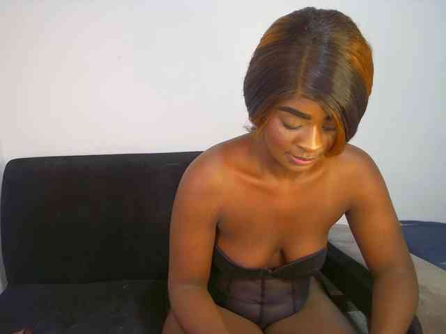 HannahCox19 webcam
