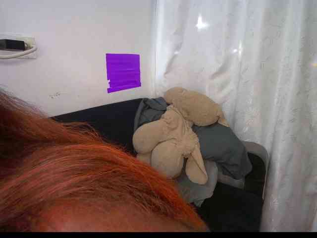 HannahCox19 webcam