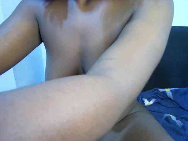 HannahCox19 webcam