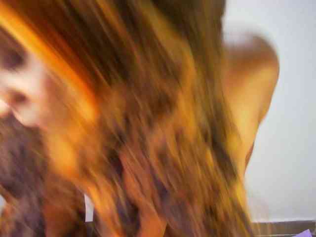 Amara__R1 webcam