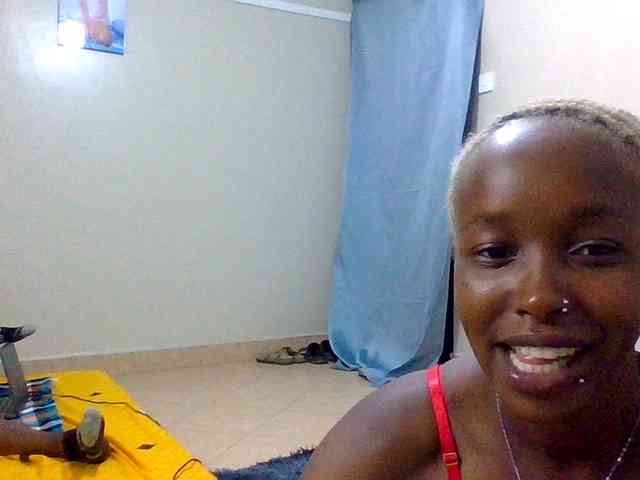 Mamaapussy webcam