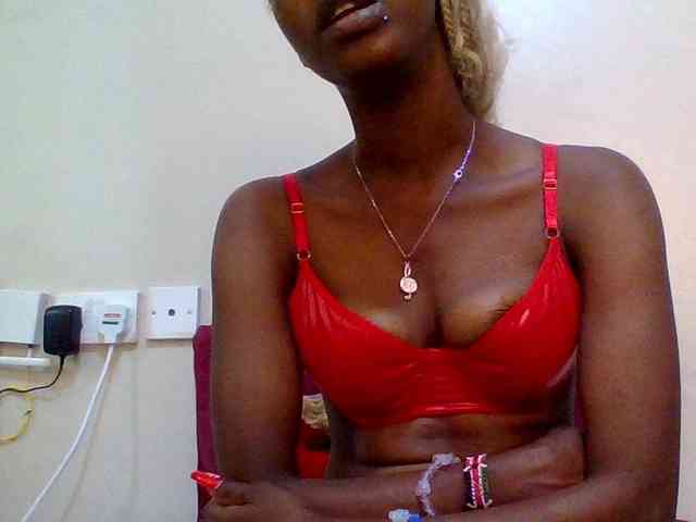 Mamaapussy webcam