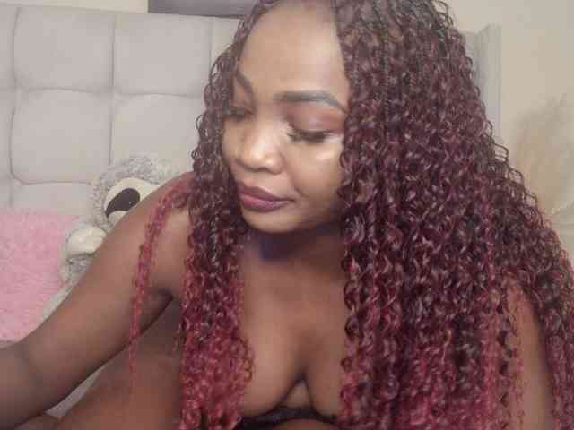 Mamaapussy Live Webcam on BongaCams