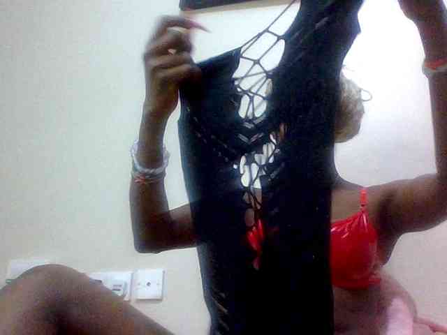 Mamaapussy webcam