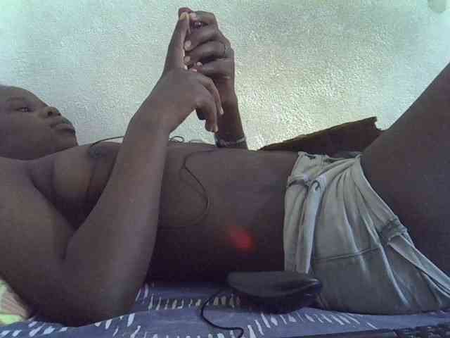 Africanasaucy webcam