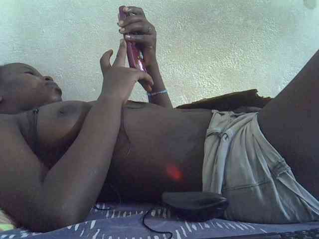 Africanasaucy webcam