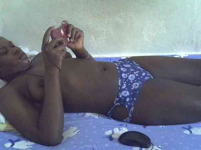 Africanasaucy webcam