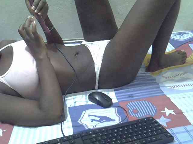 Africanasaucy Live Webcam on BongaCams
