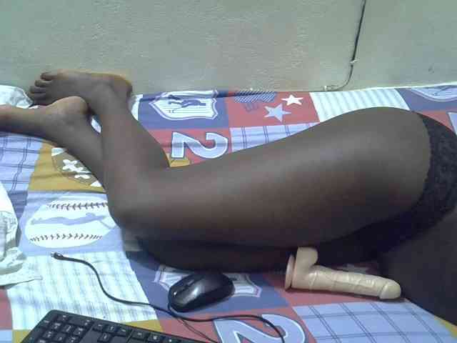 Africanasaucy webcam