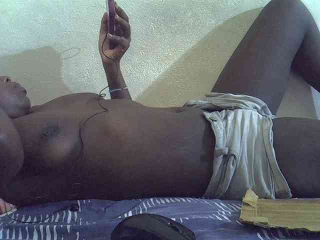 Africanasaucy webcam