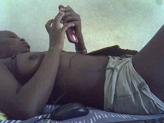 Africanasaucy webcam