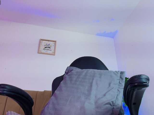 Nikkenyx live cam on BongaCams