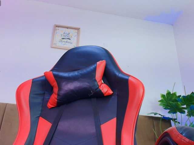 Nikkenyx live cam on BongaCams