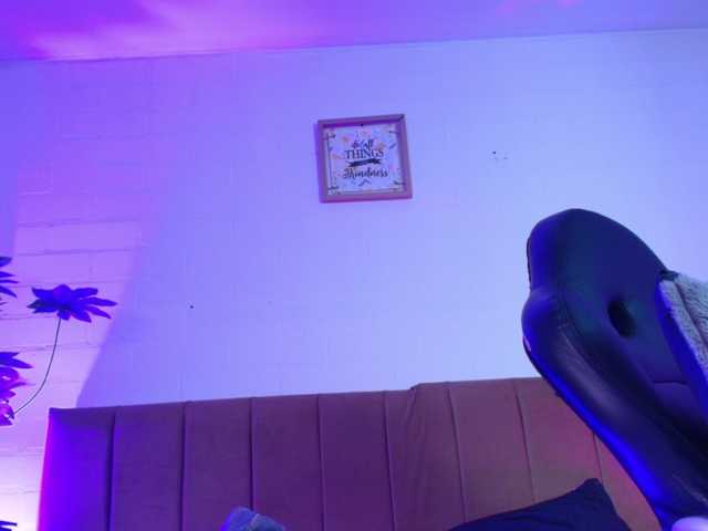 Nikkenyx live cam on BongaCams