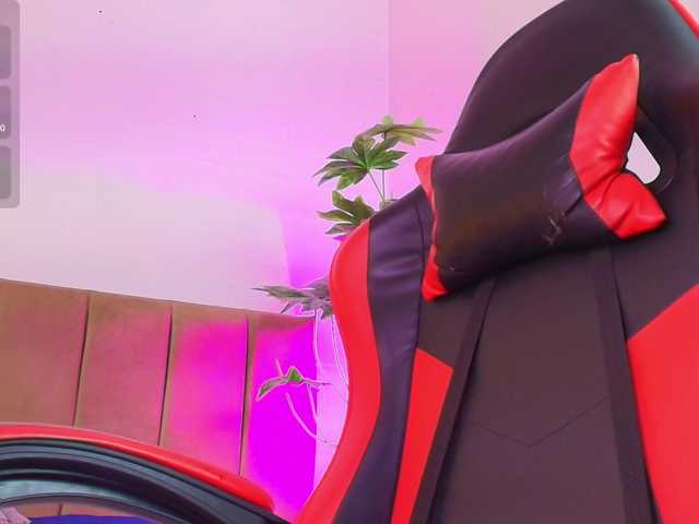 Nikkenyx live cam on BongaCams
