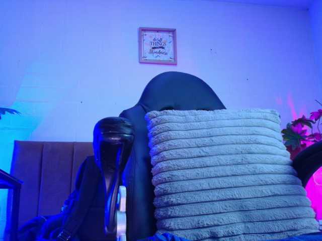 Nikkenyx live cam on BongaCams