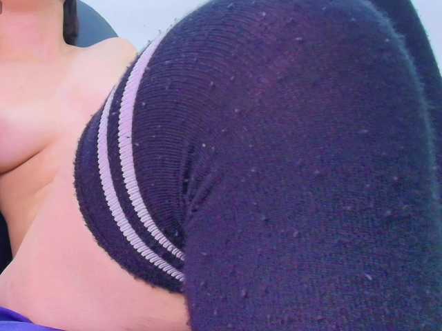 Nikkenyx live cam on BongaCams