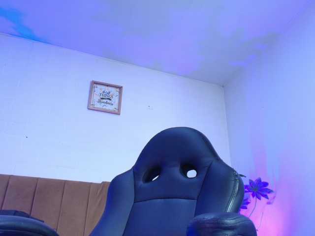 Nikkenyx live cam on BongaCams