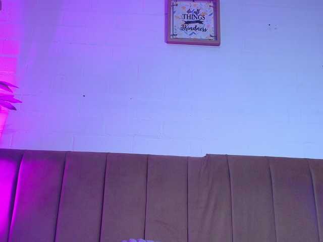 Nikkenyx live cam on BongaCams