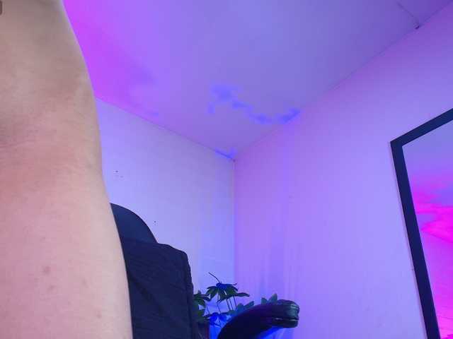 Nikkenyx live cam on BongaCams