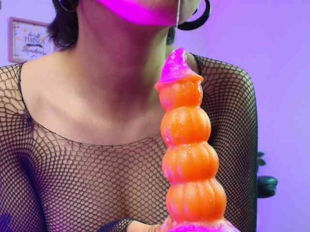 Nikkenyx Live Webcam on BongaCams