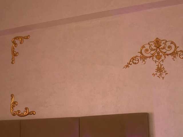 KyraCase live cam on BongaCams