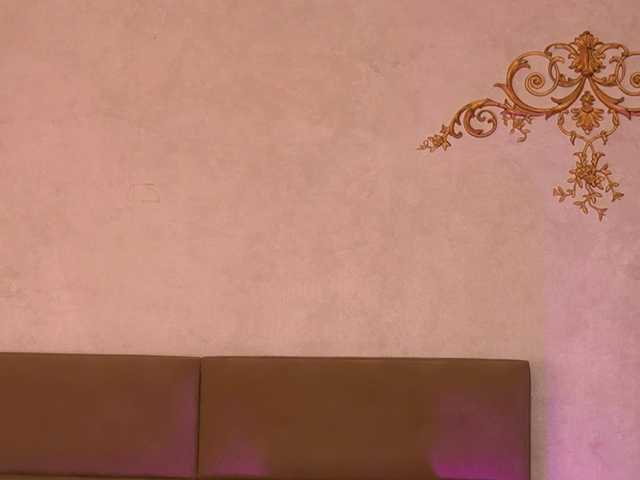 KyraCase live cam on BongaCams