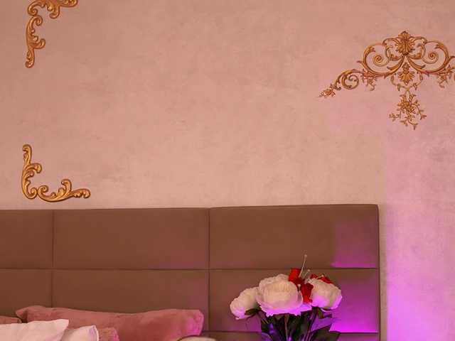 KyraCase live cam on BongaCams