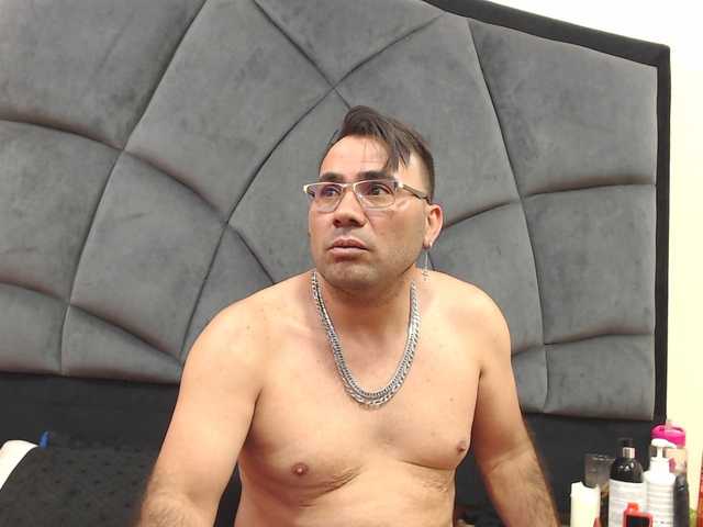 Mariham-murath live webcam show
