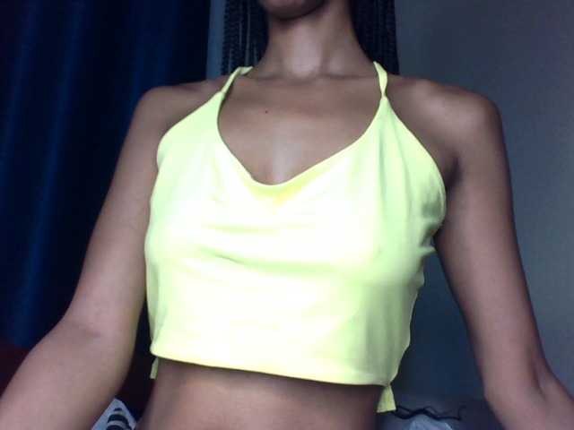 Velveet live cam on BongaCams