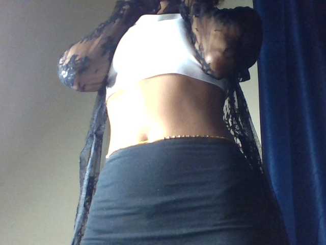 Velveet live cam on BongaCams