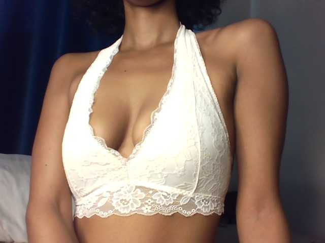 Velveet live cam on BongaCams