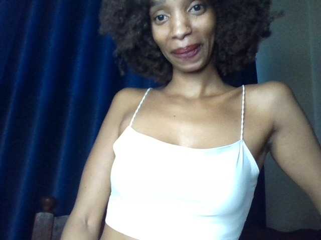Velveet live cam on BongaCams