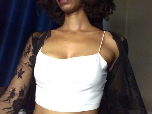 Velveet live cam on BongaCams