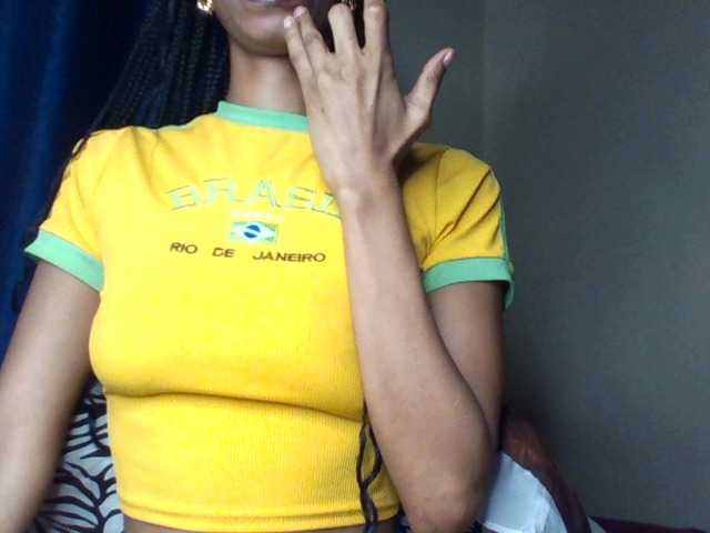 Velveet live cam on BongaCams