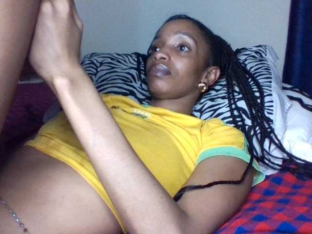Velveet live cam on BongaCams