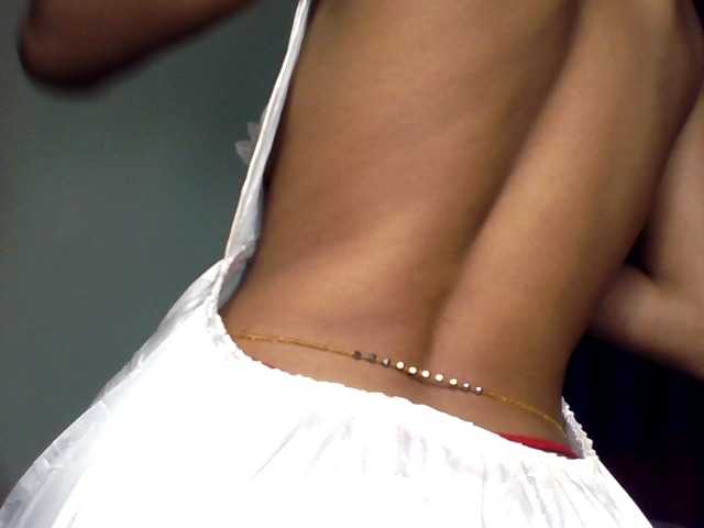 Velveet's BongaCams show and profile