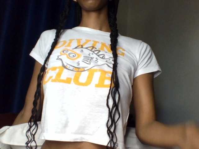 Velveet live cam on BongaCams