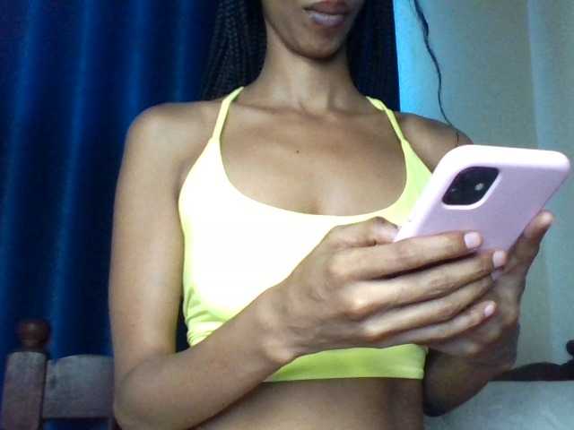 Velveet live cam on BongaCams