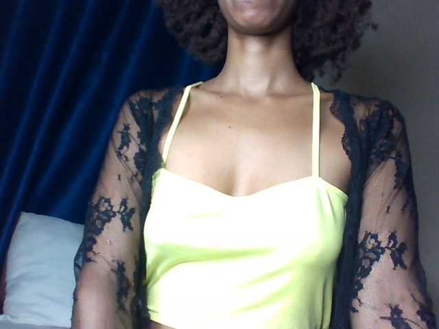 Velveet live cam on BongaCams